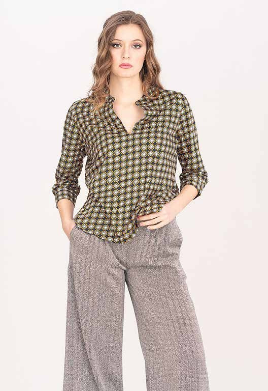 Fusioni Grey Herringbone Design Trousers – Elegant and Timeless